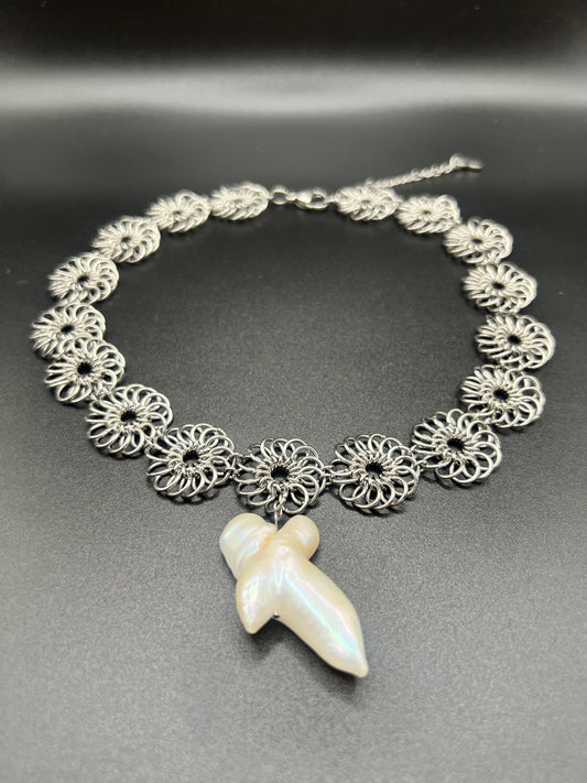 Daisy Chain Chainmaille Necklace