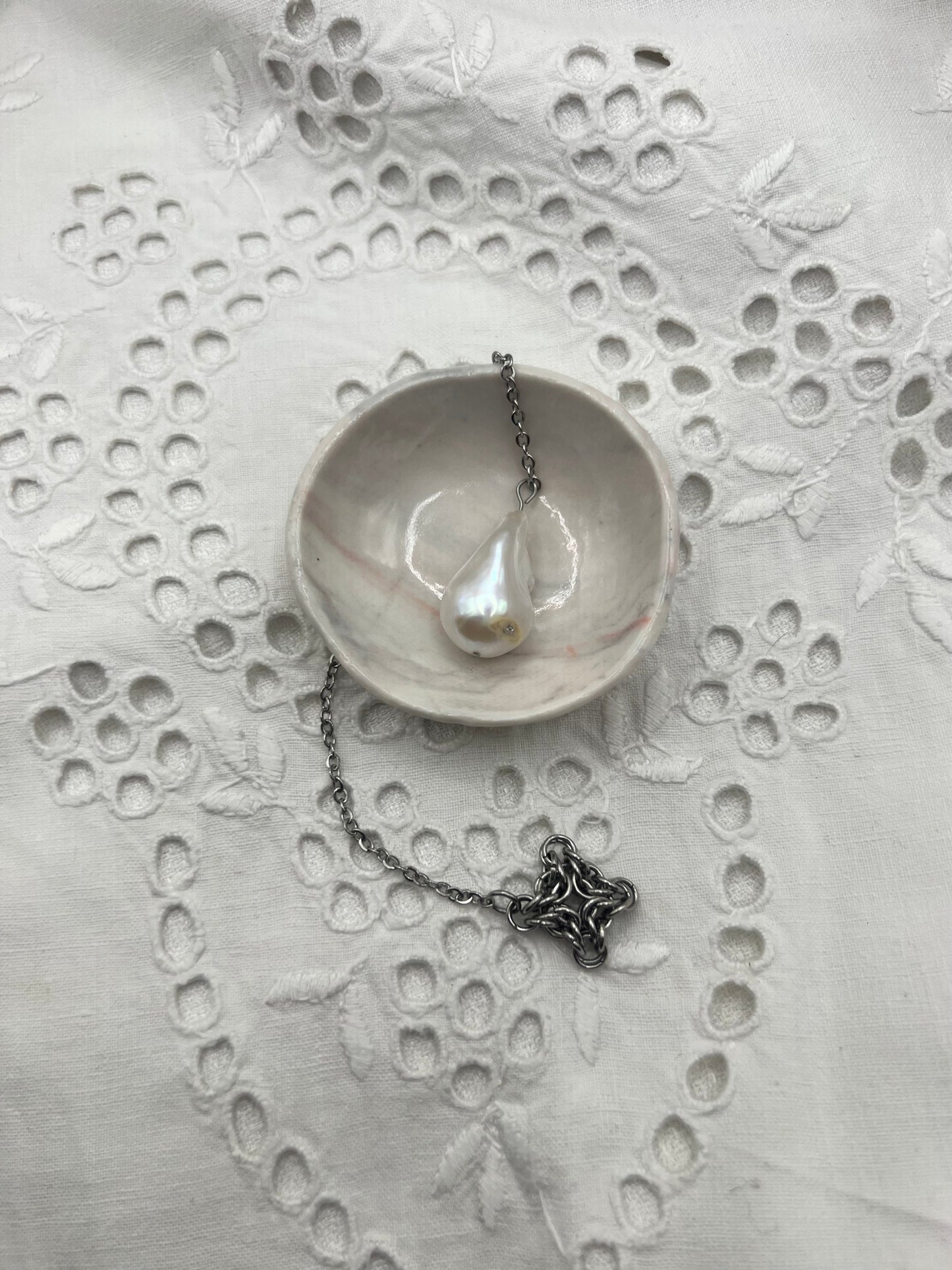 Big Pearl Ear Chain