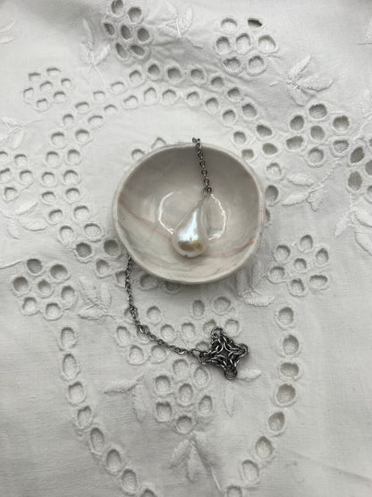 Big Pearl Ear Chain