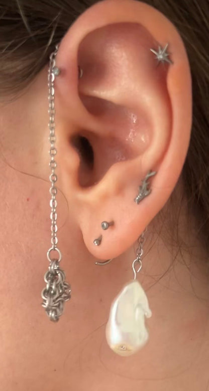 Big Pearl Ear Chain