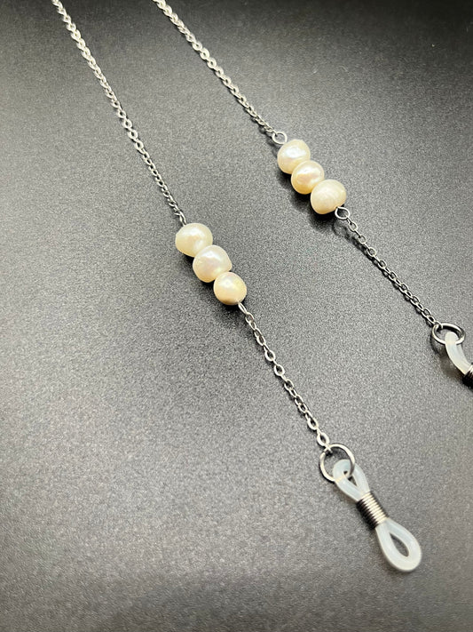 Pearly Gates Eyeglass Chain