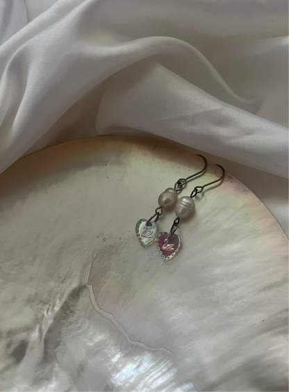 Swanlake Pearly Earrings