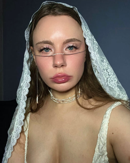 Swoosh Face Chain