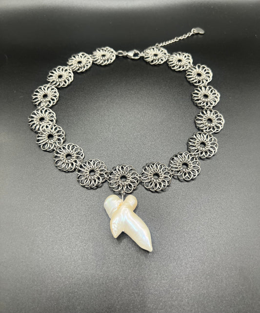 Daisy Chain Chainmaille Necklace